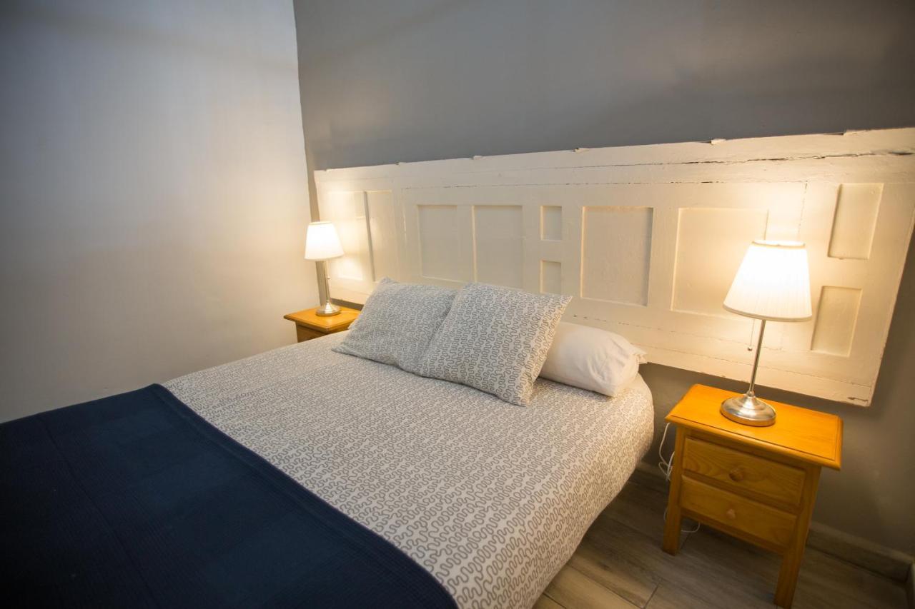 Apartamentos Catedral Малага Экстерьер фото