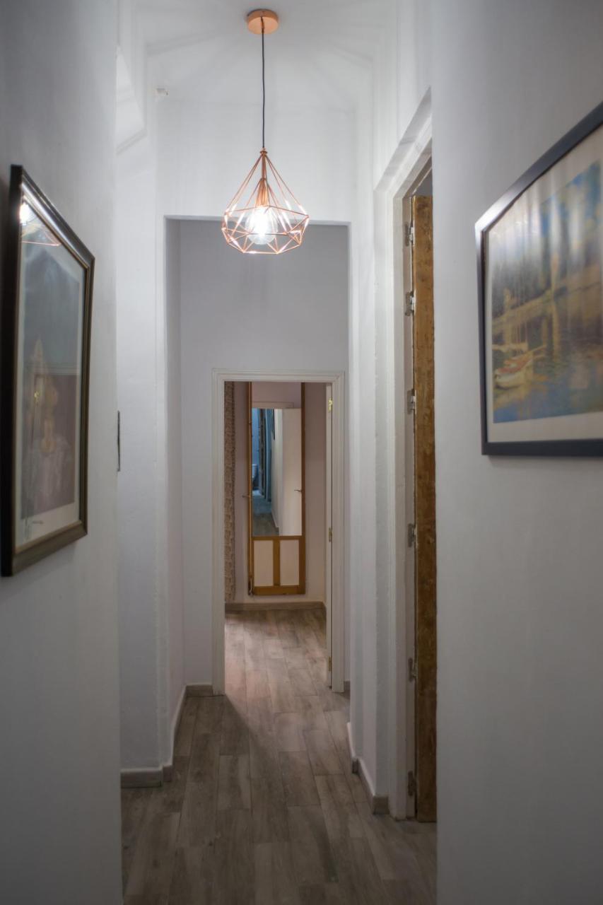 Apartamentos Catedral Малага Экстерьер фото